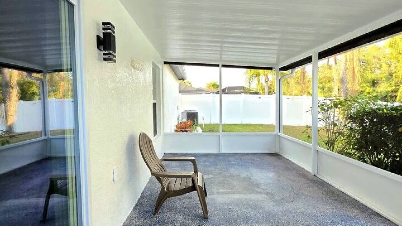 Photo of Patio Balcony in Land O' Lakes