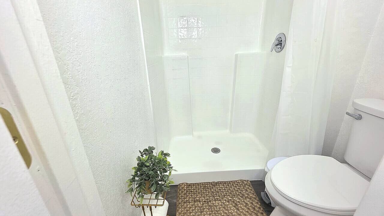 Photo of Bathroom in Land O' Lakes