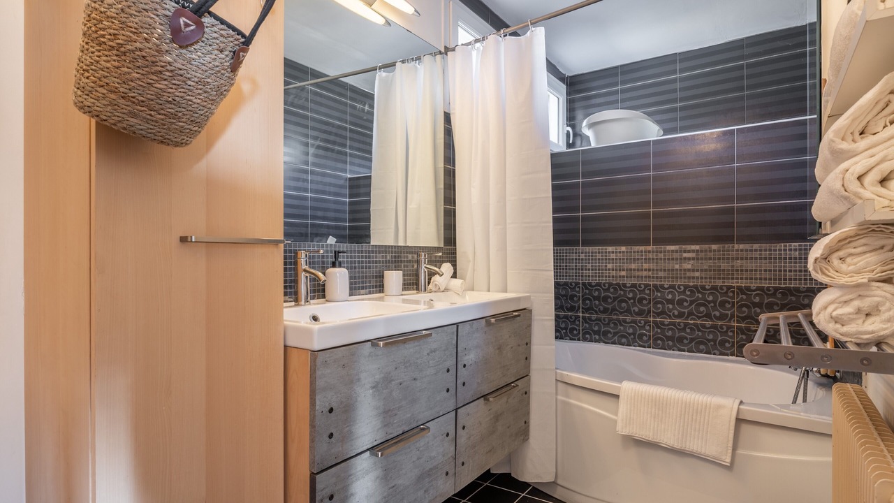 Photo of Bathroom in Quaix-en-Chartreuse