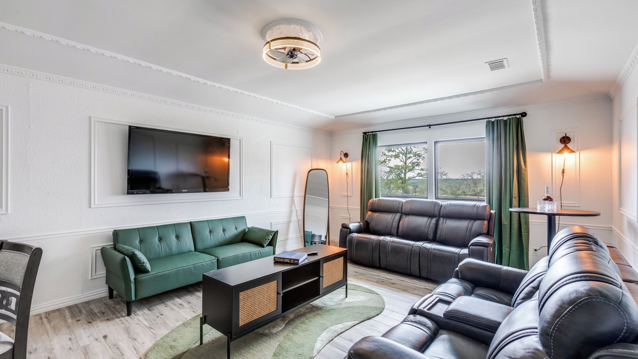 Photo of Livingroom in Lockhart
