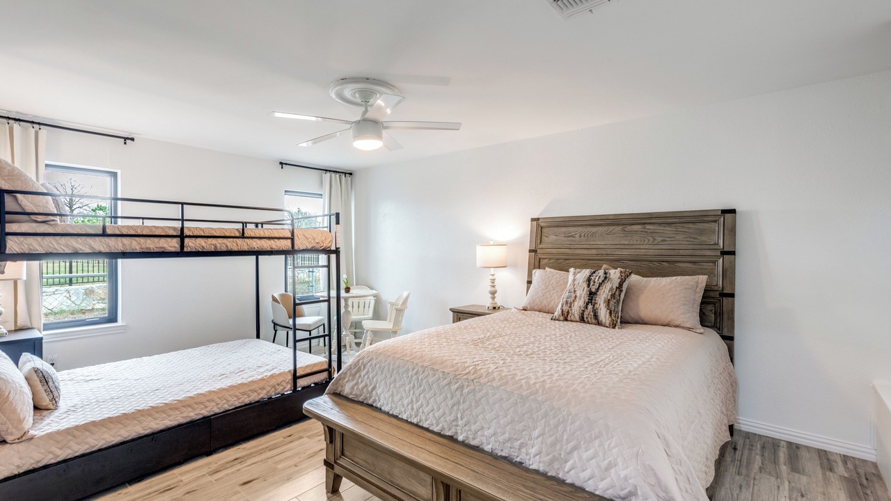 Photo of Bedroom in Lockhart