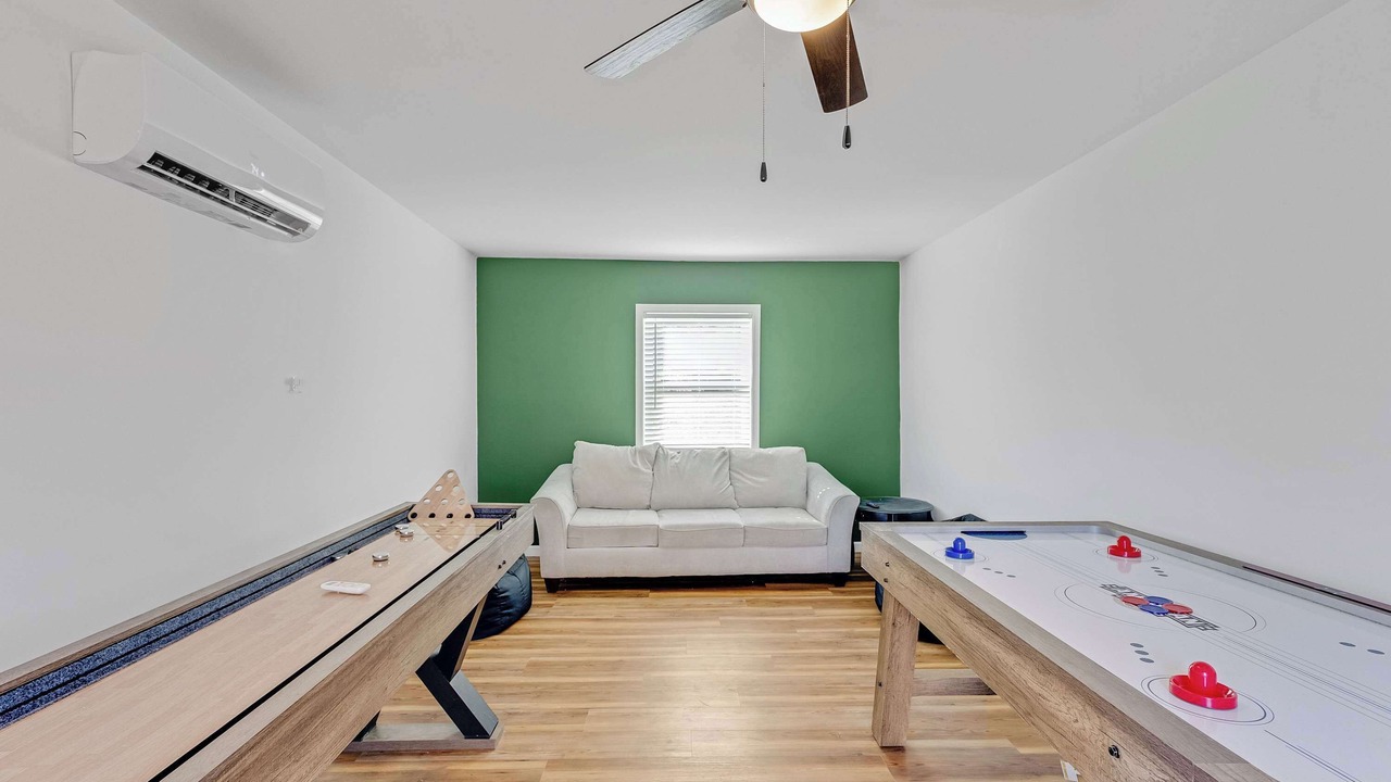 Photo of Bedroom in Spring City