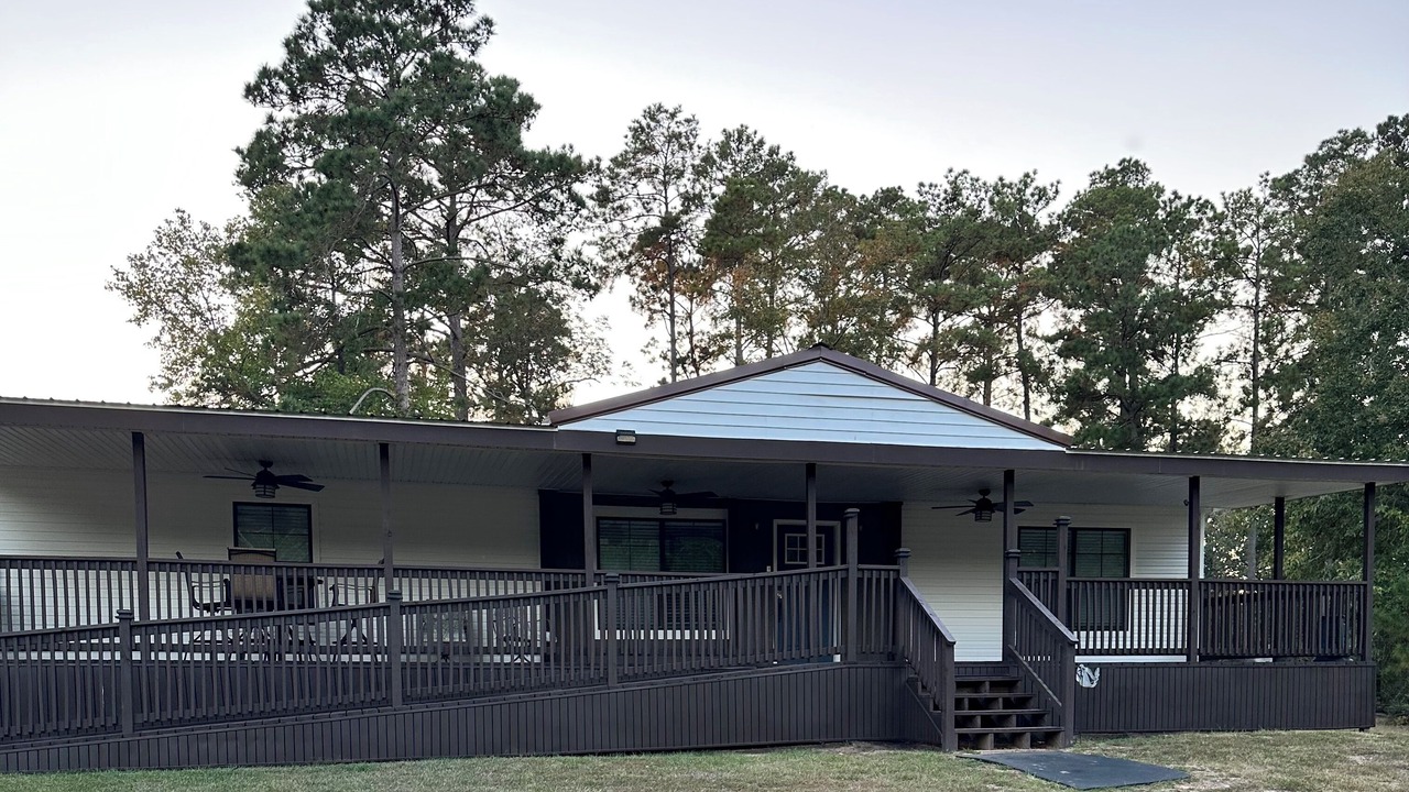 Photo of Outdoor in Leesville