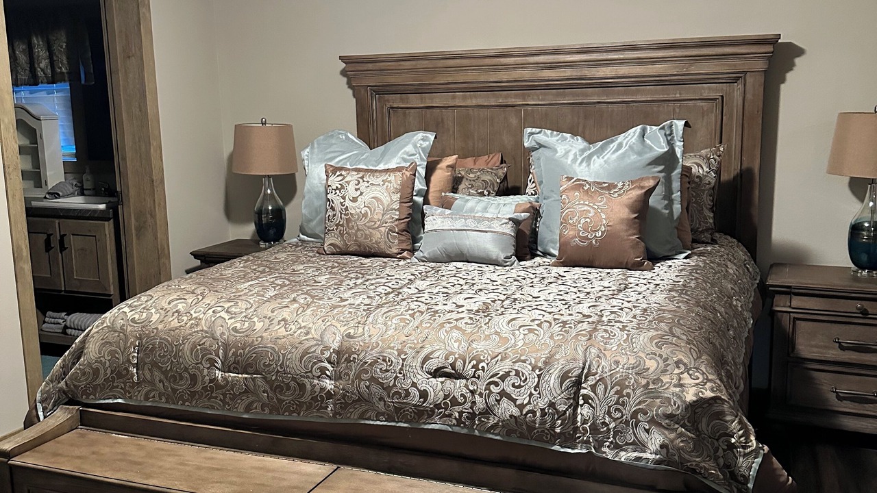 Photo of Bedroom in Leesville