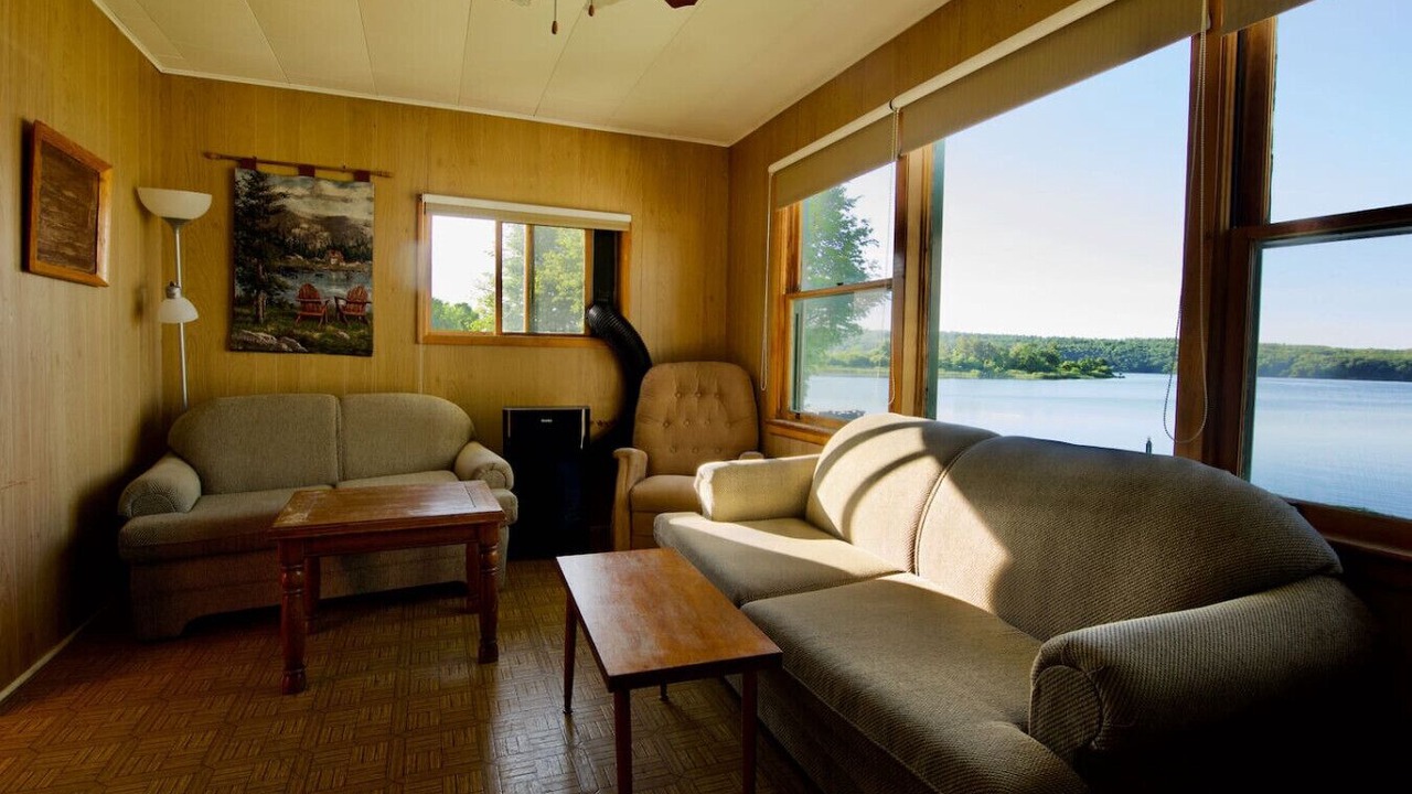 Photo of Livingroom in Rideau Lakes