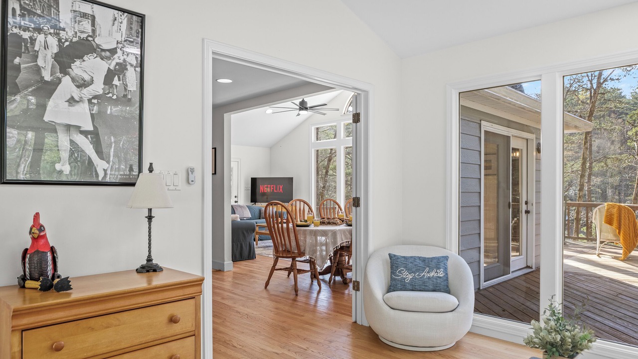 Photo of Bedroom in Robbinsville