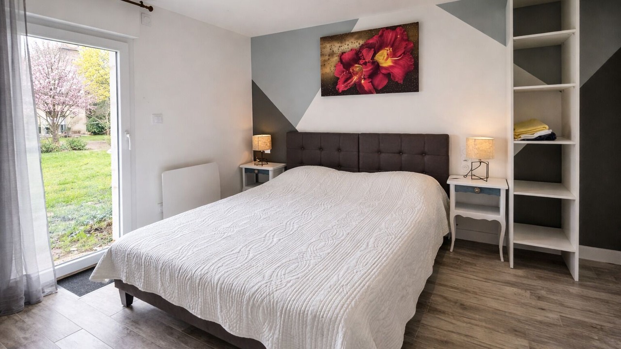Photo of Bedroom in Villebernier