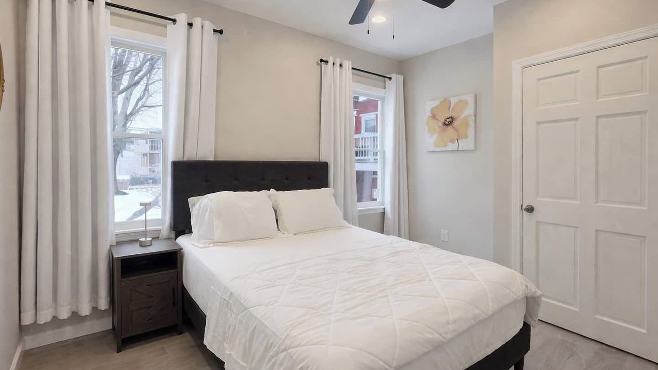 Photo of Bedroom in Watervliet