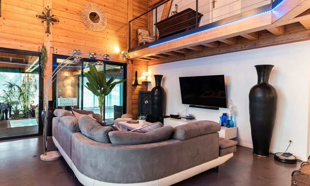 Photo of Livingroom in Ceyzeriat