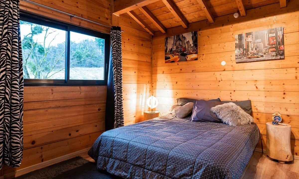 Photo of Bedroom in Ceyzeriat