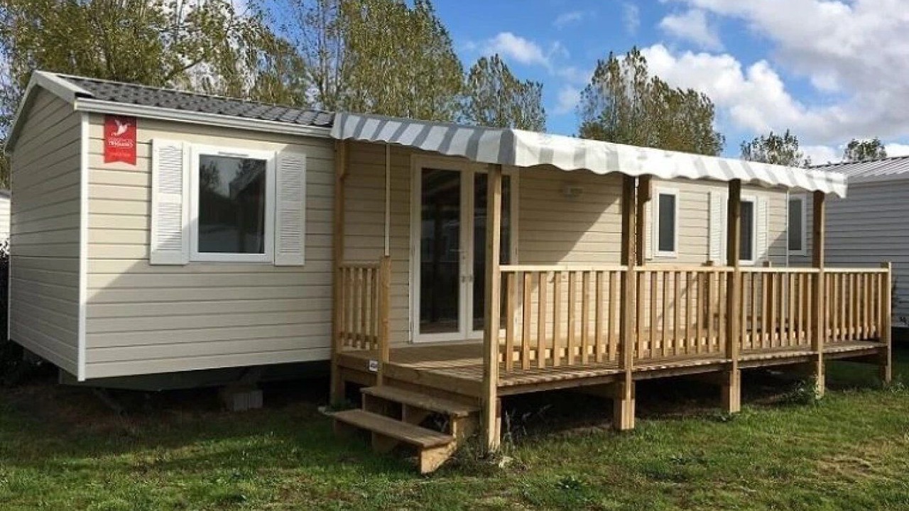 Photo of Outdoor in Angles