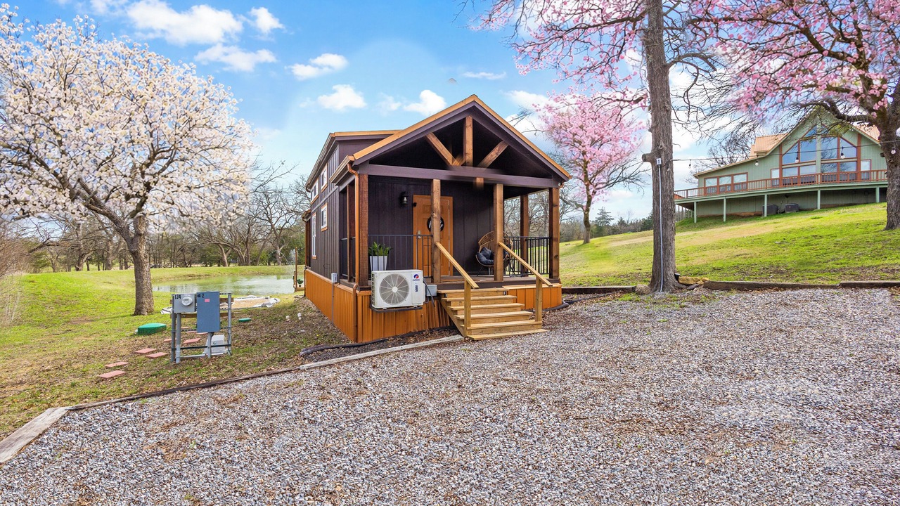 Photo of Outdoor in Denison