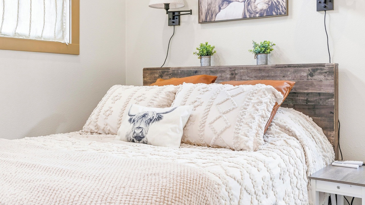 Photo of Bedroom in Denison