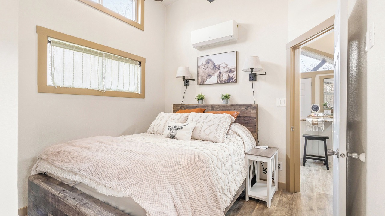 Photo of Bedroom in Denison