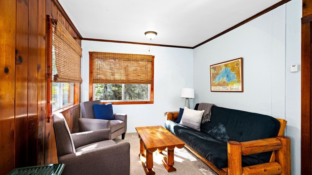Photo of Livingroom in Two Harbors