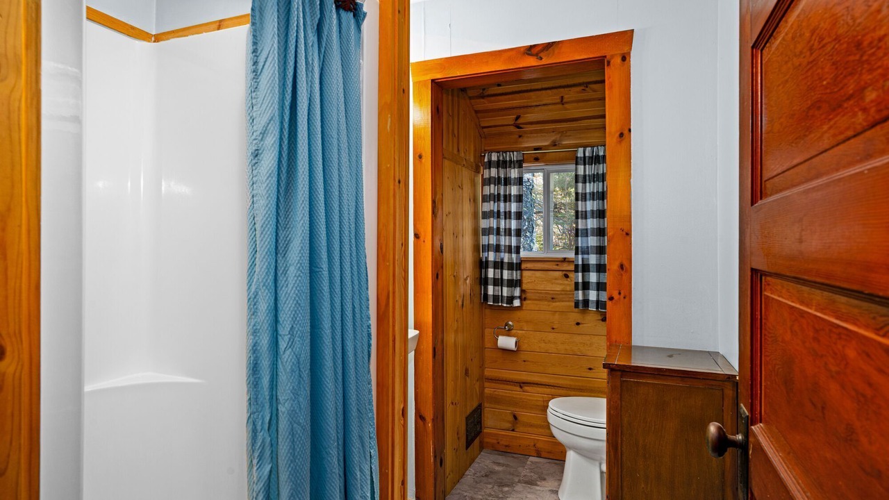 Photo of Bathroom in Two Harbors