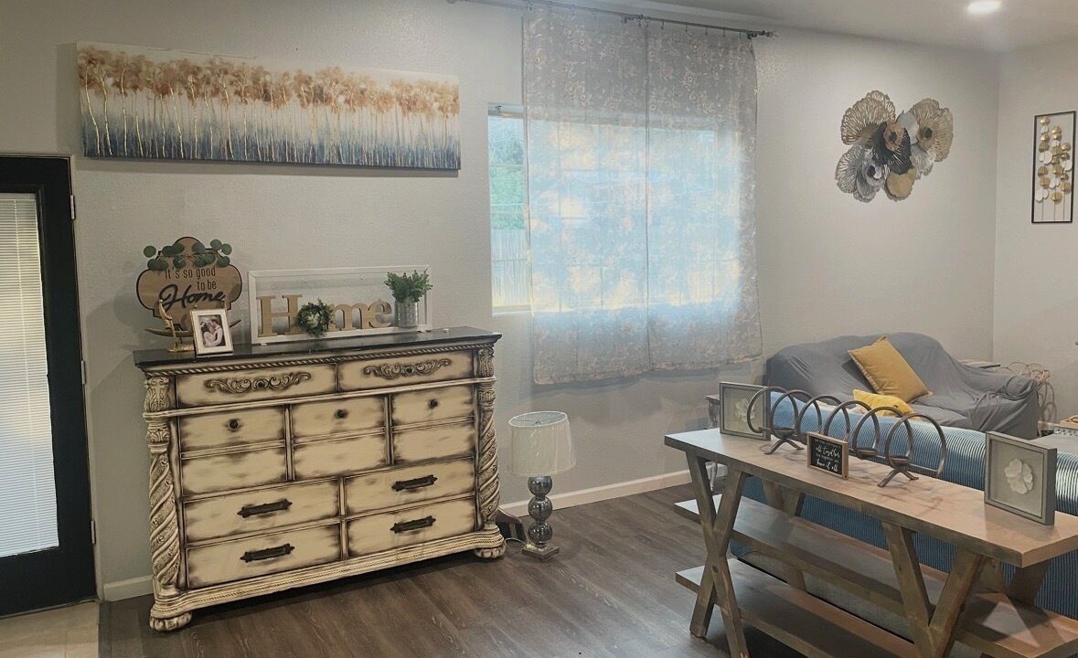 Photo of Livingroom in Bell County