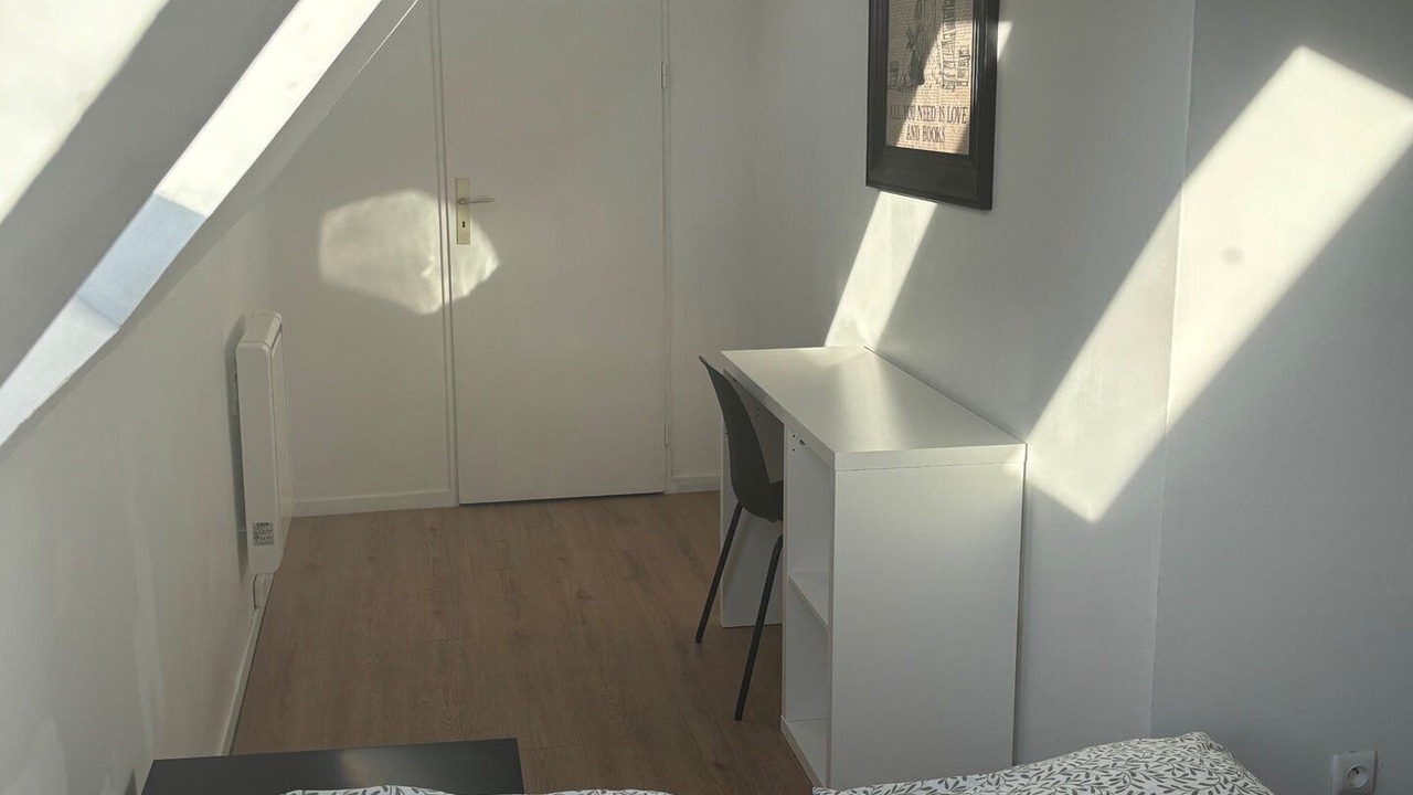 Photo of Bedroom in Douai