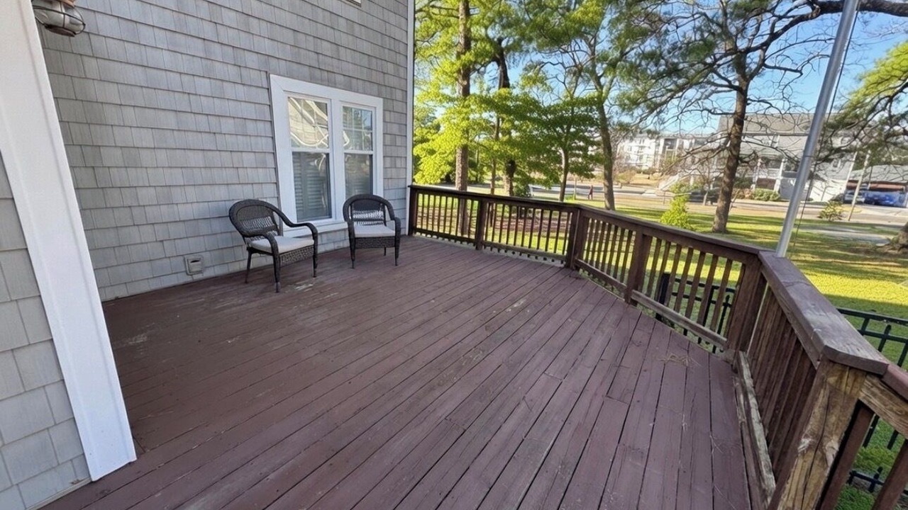 Photo of Patio Balcony in East Ocean View