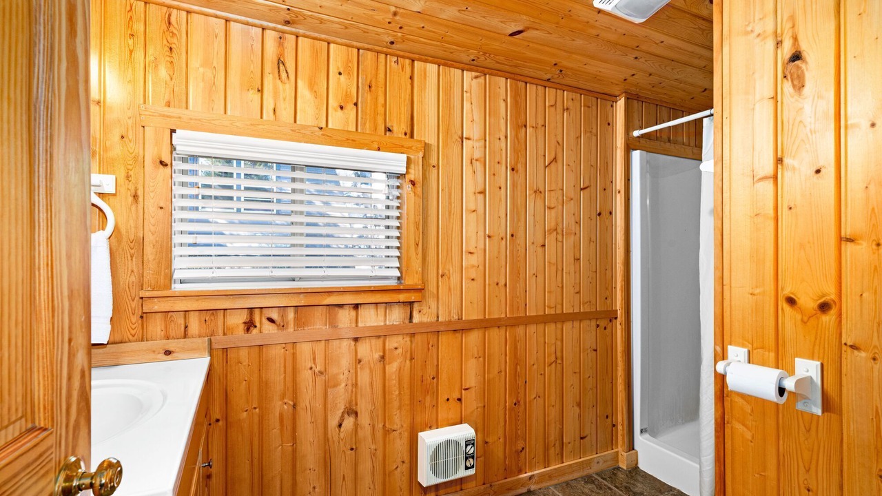 Photo of Bathroom in Two Harbors