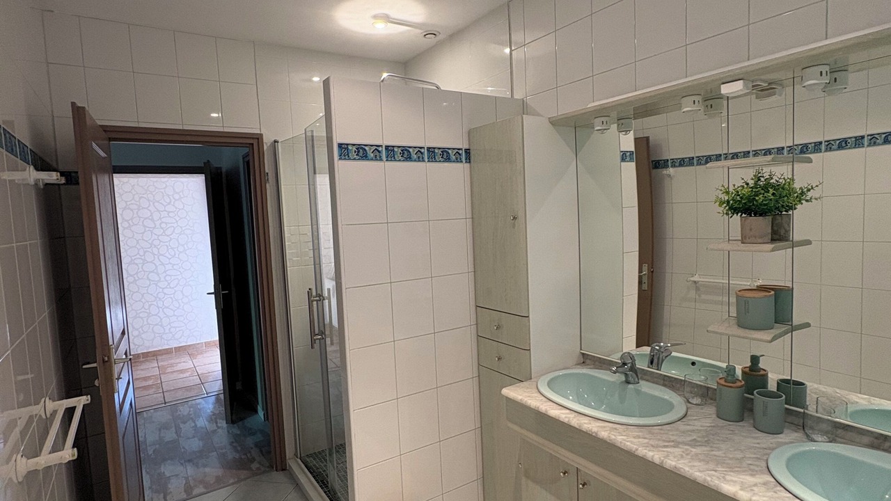 Photo of Bathroom in Montignac-Toupinerie