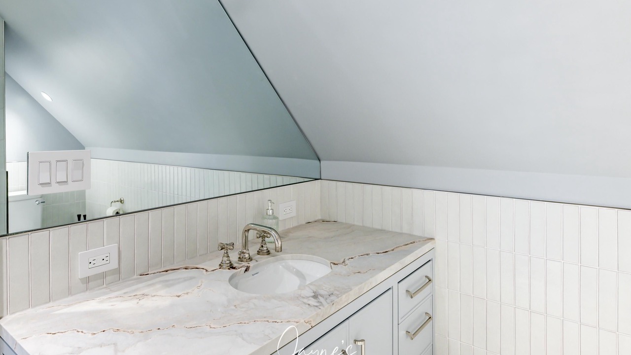 Photo of Bathroom in Gravenhurst