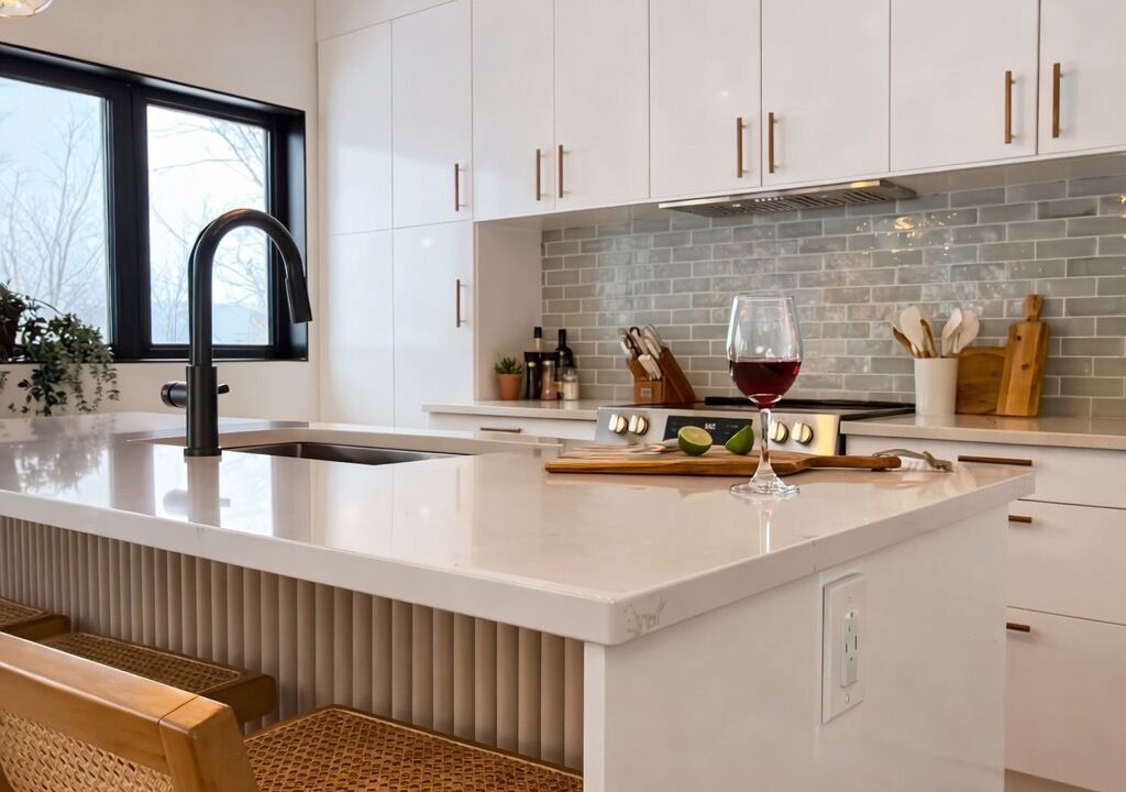 Photo of Kitchen in Les Pays-d'en-Haut Regional County Municipality
