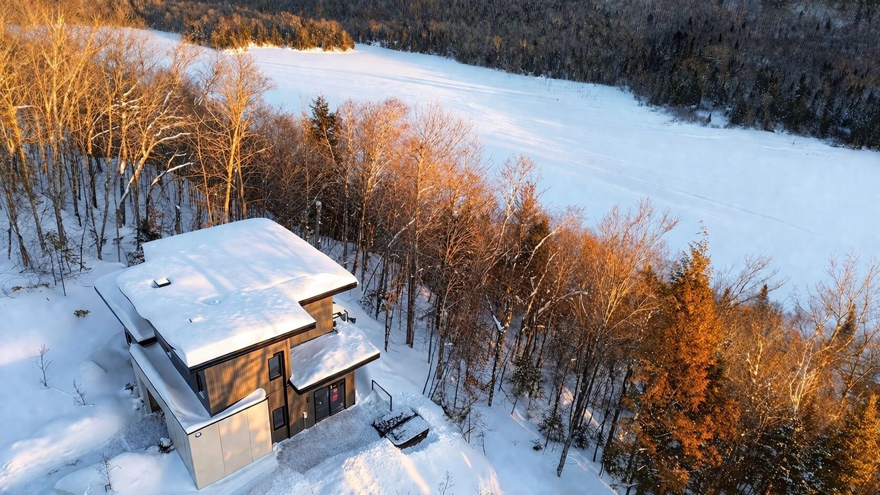 Photo of Outdoor in Les Pays-d'en-Haut Regional County Municipality