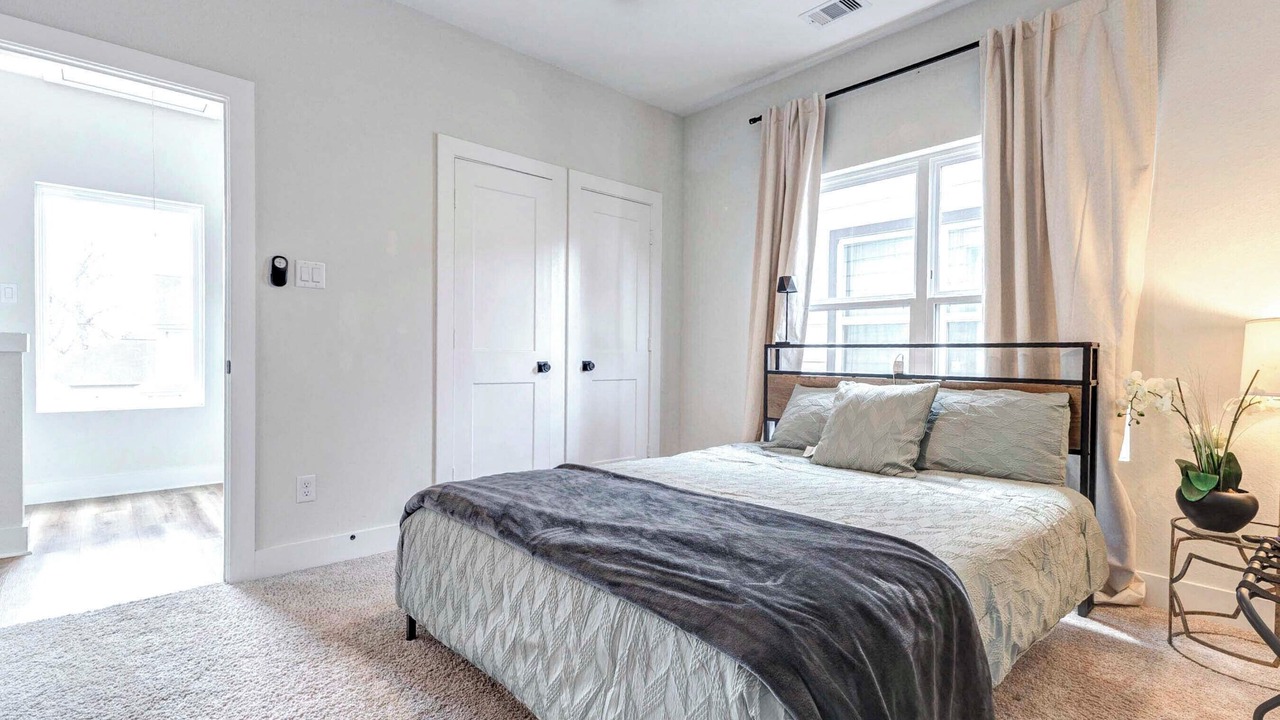 Photo of Bedroom in Northside