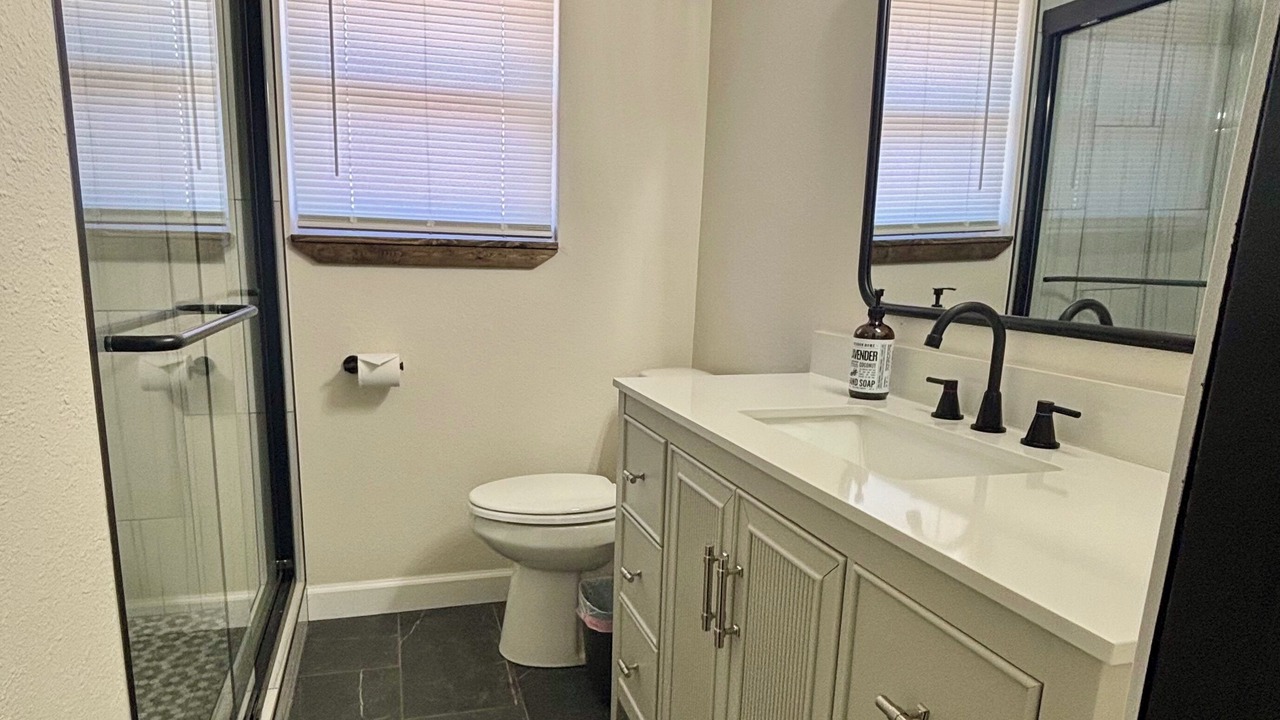 Photo of Bathroom in Shawnee