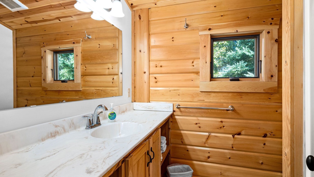 Photo of Bathroom in Two Harbors
