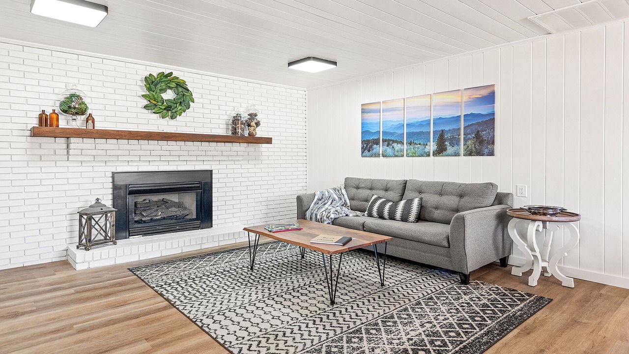 Photo of Livingroom in Fletcher