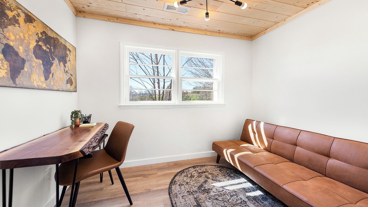 Photo of Livingroom in Fletcher
