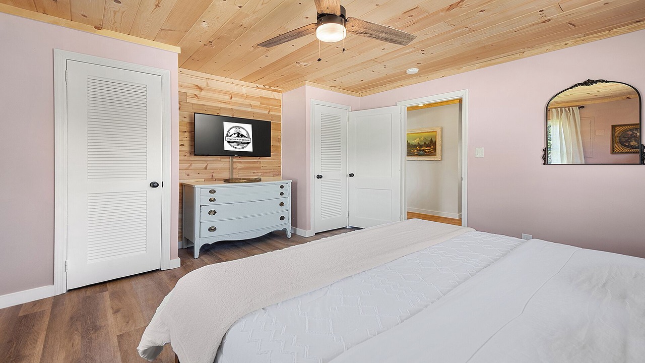 Photo of Bedroom in Fletcher