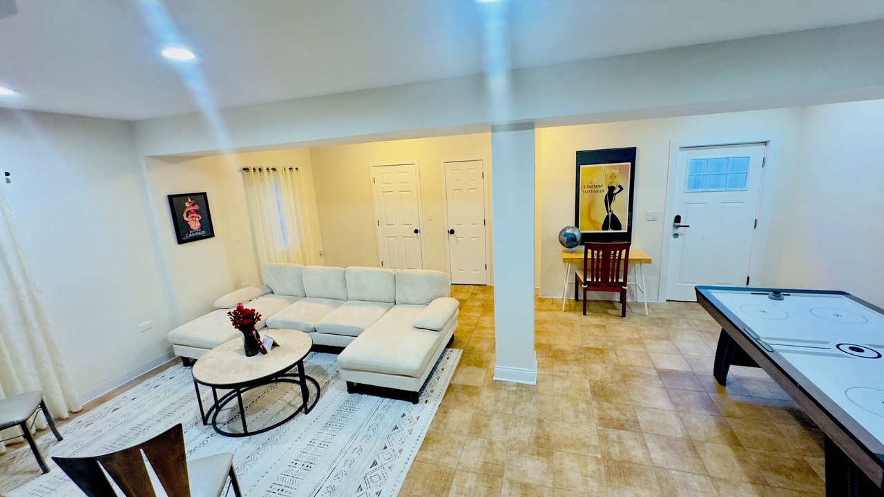 Photo of Livingroom in Lincolnwood
