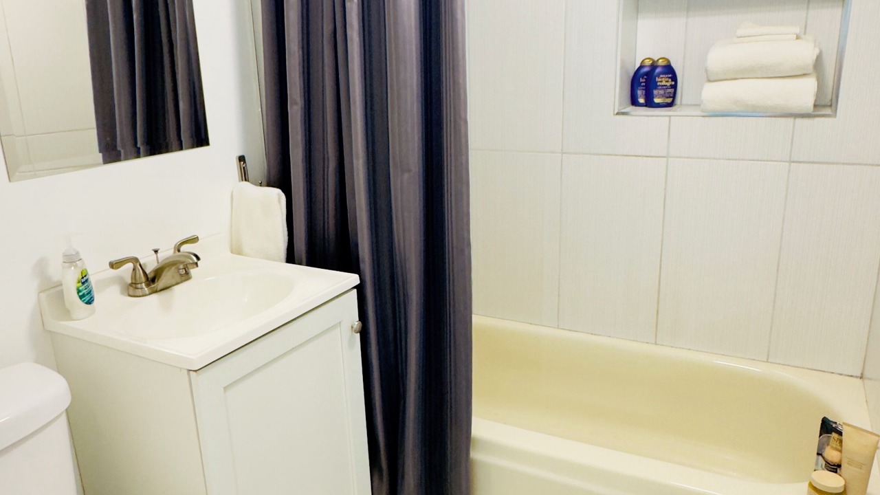 Photo of Bathroom in Lincolnwood