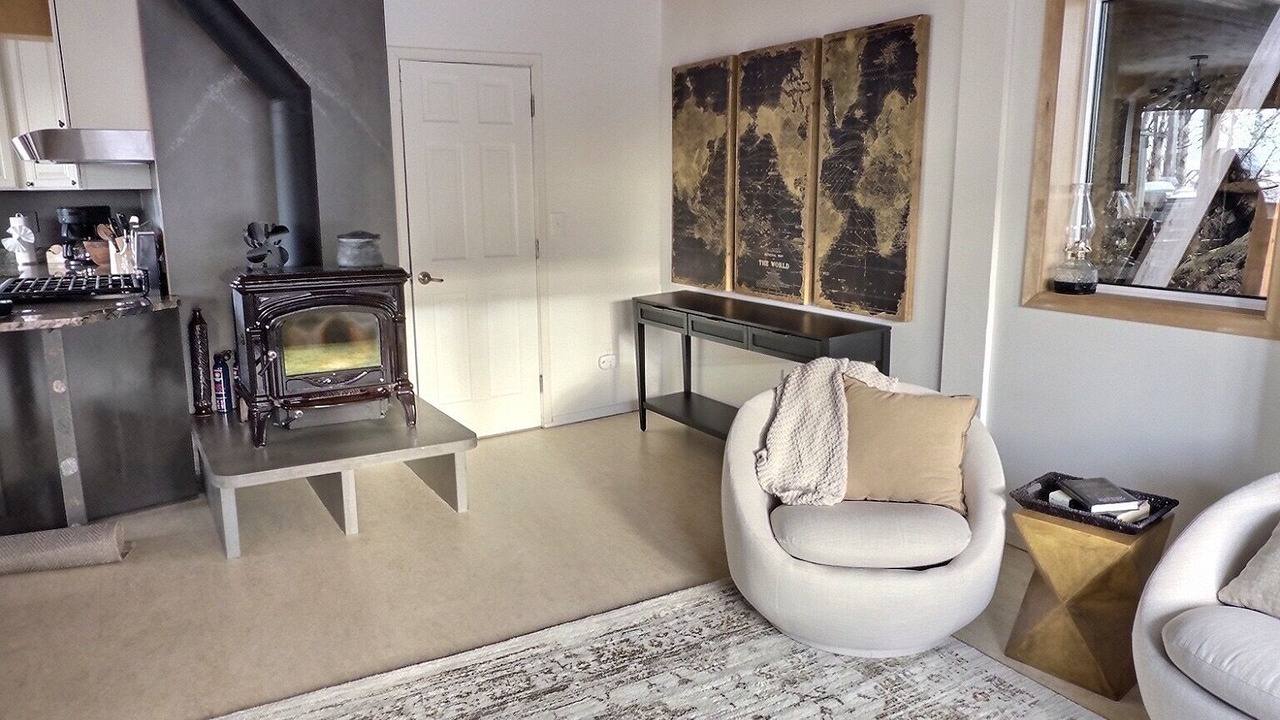 Photo of Livingroom in Rabbit Creek