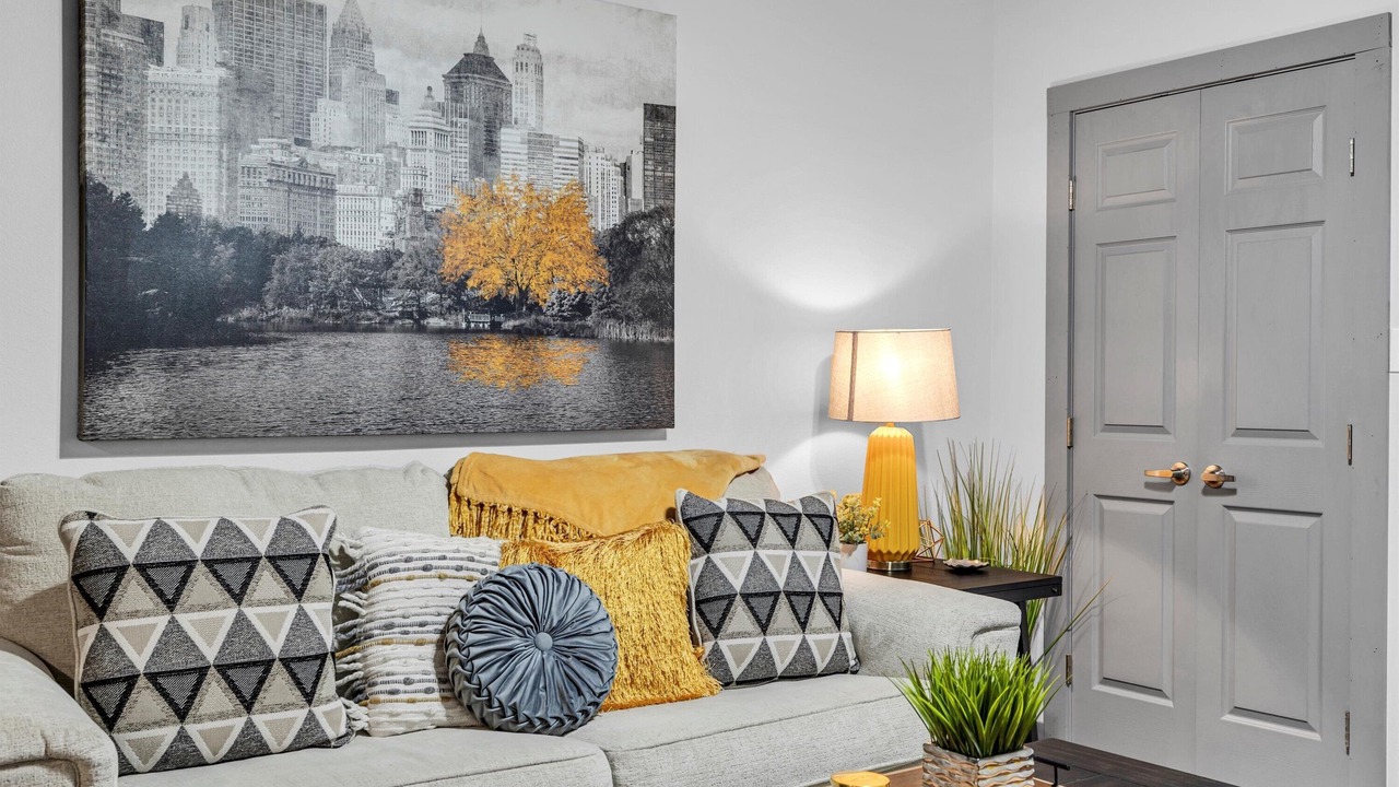 Photo of Livingroom in Baytown