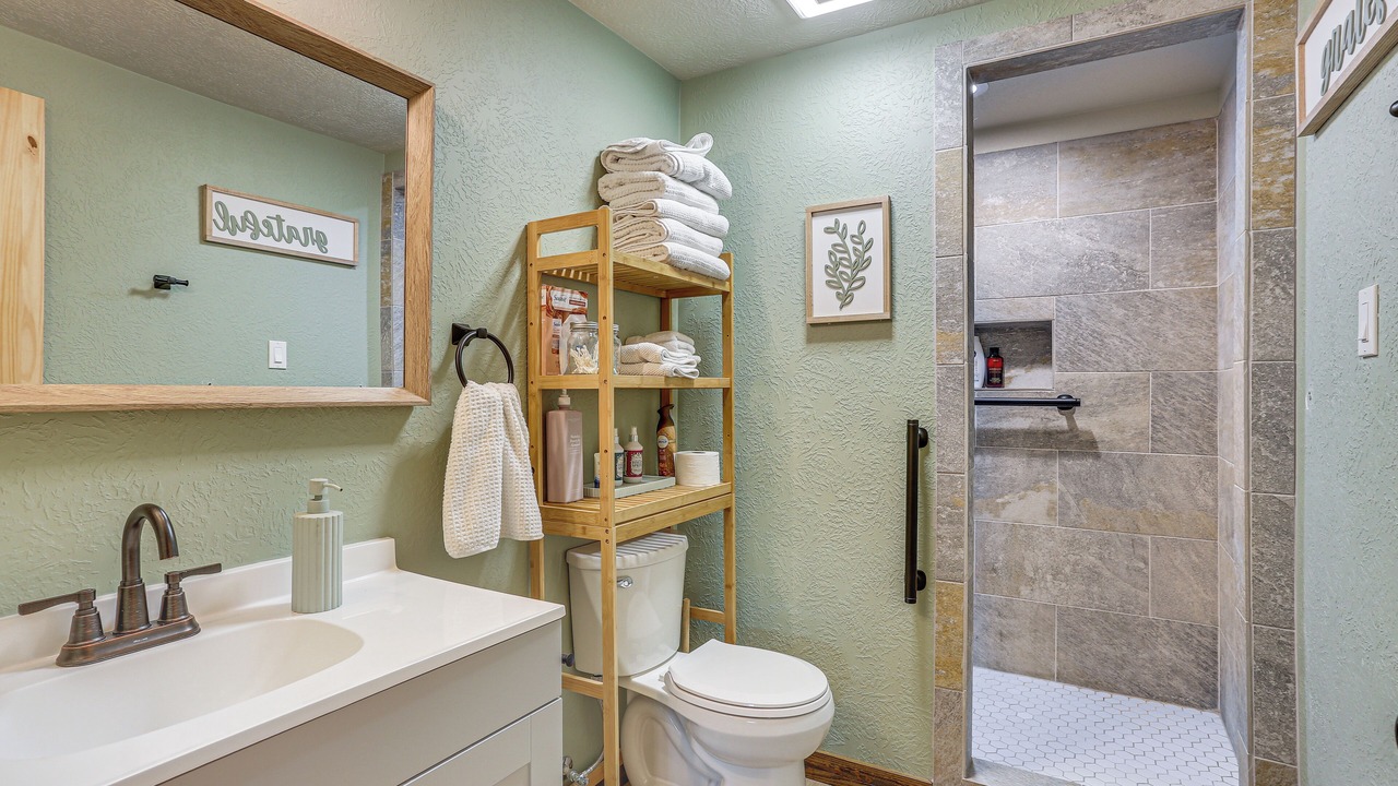 Photo of Bathroom in Brookeland