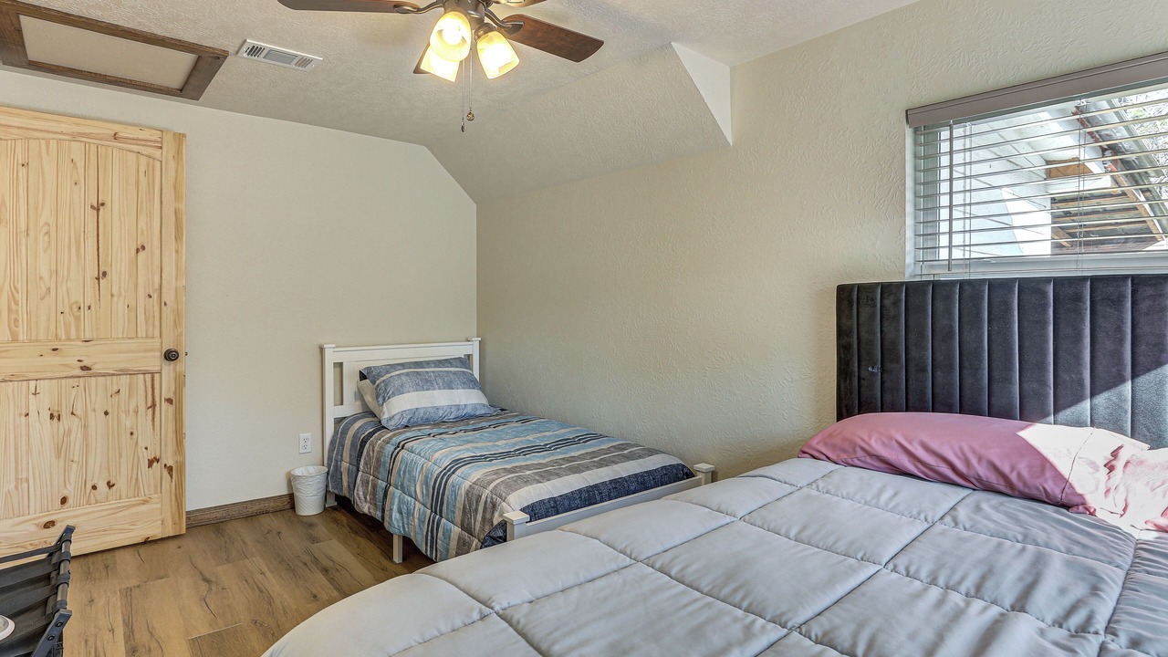 Photo of Bedroom in Brookeland