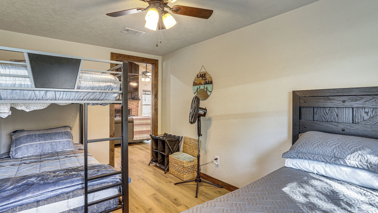 Photo of Bedroom in Brookeland