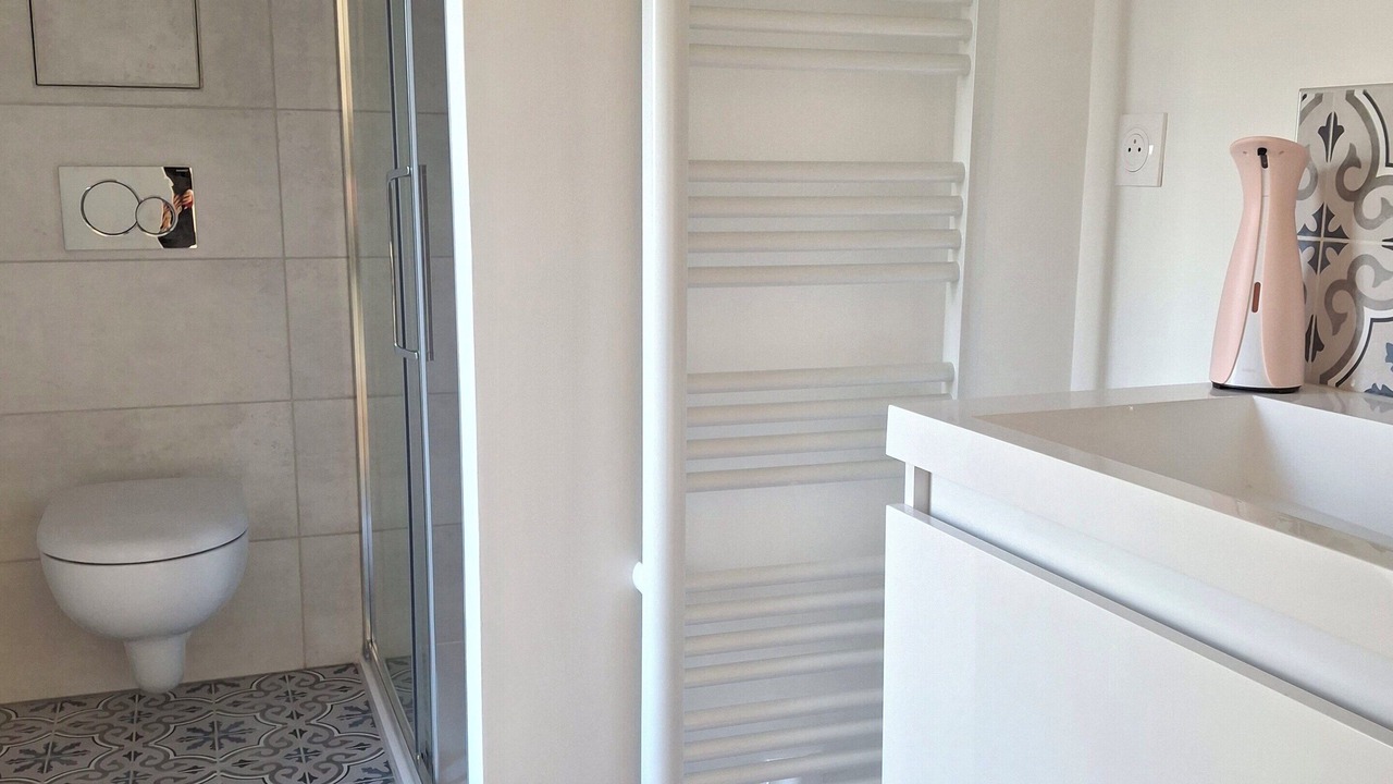 Photo of Bathroom in Bourgueil