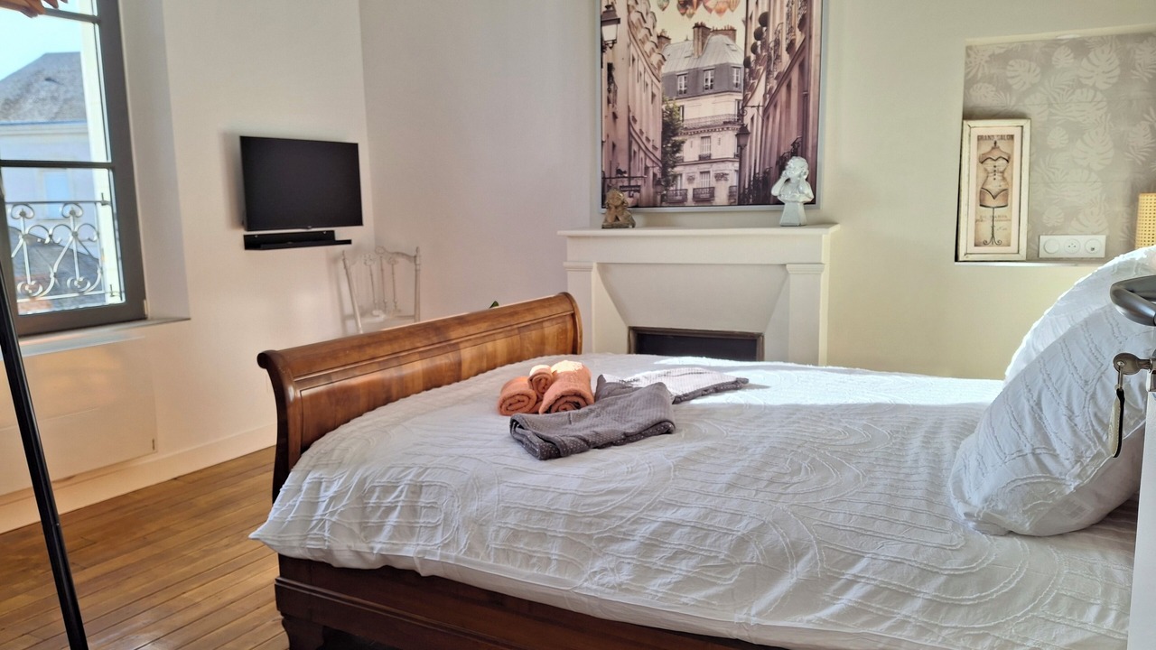 Photo of Bedroom in Bourgueil