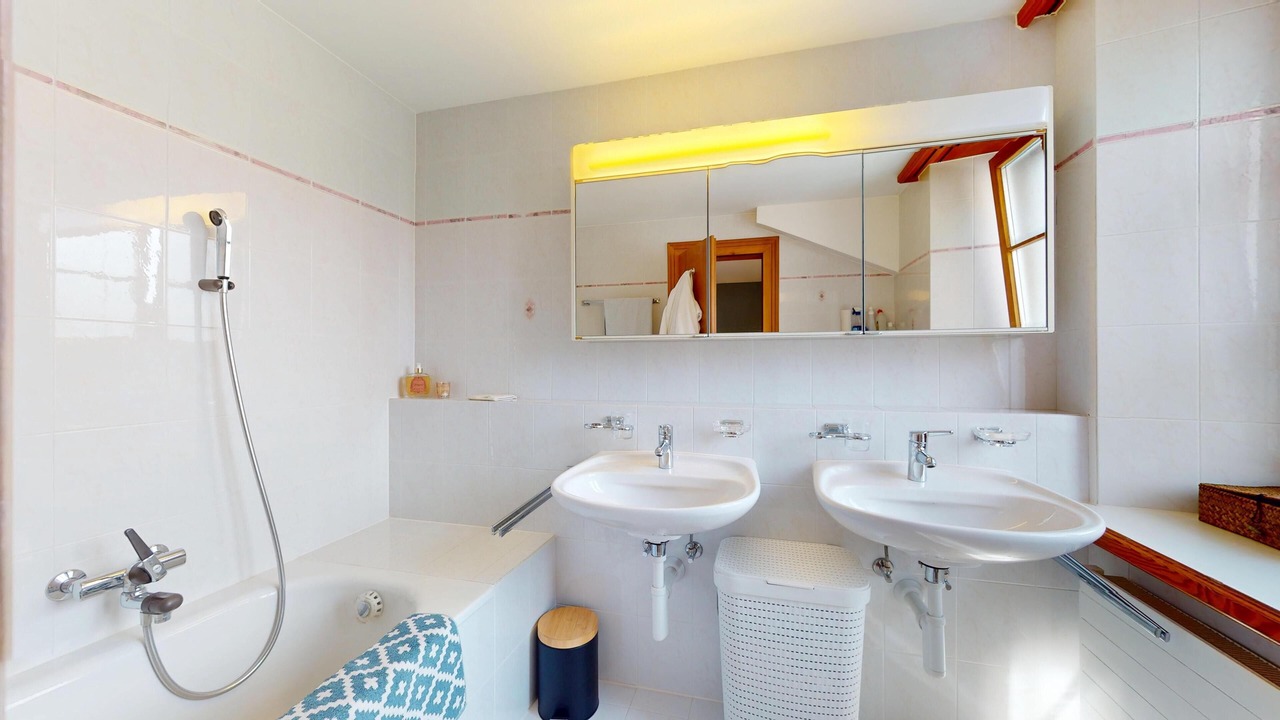 Photo of Bathroom in Champfer