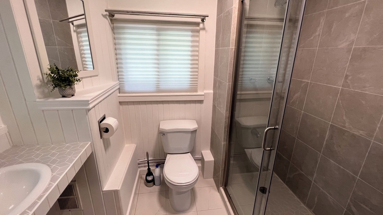 Photo of Bathroom in Woodview