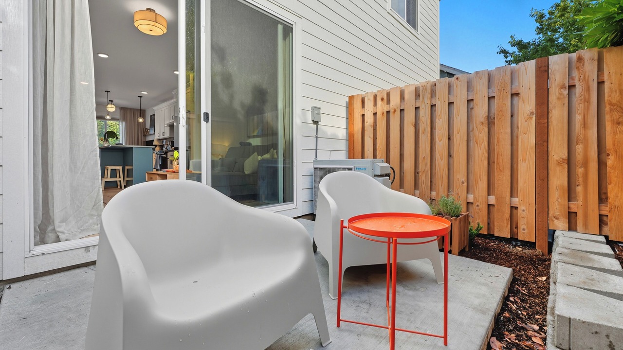 Photo of Patio Balcony in North Tabor