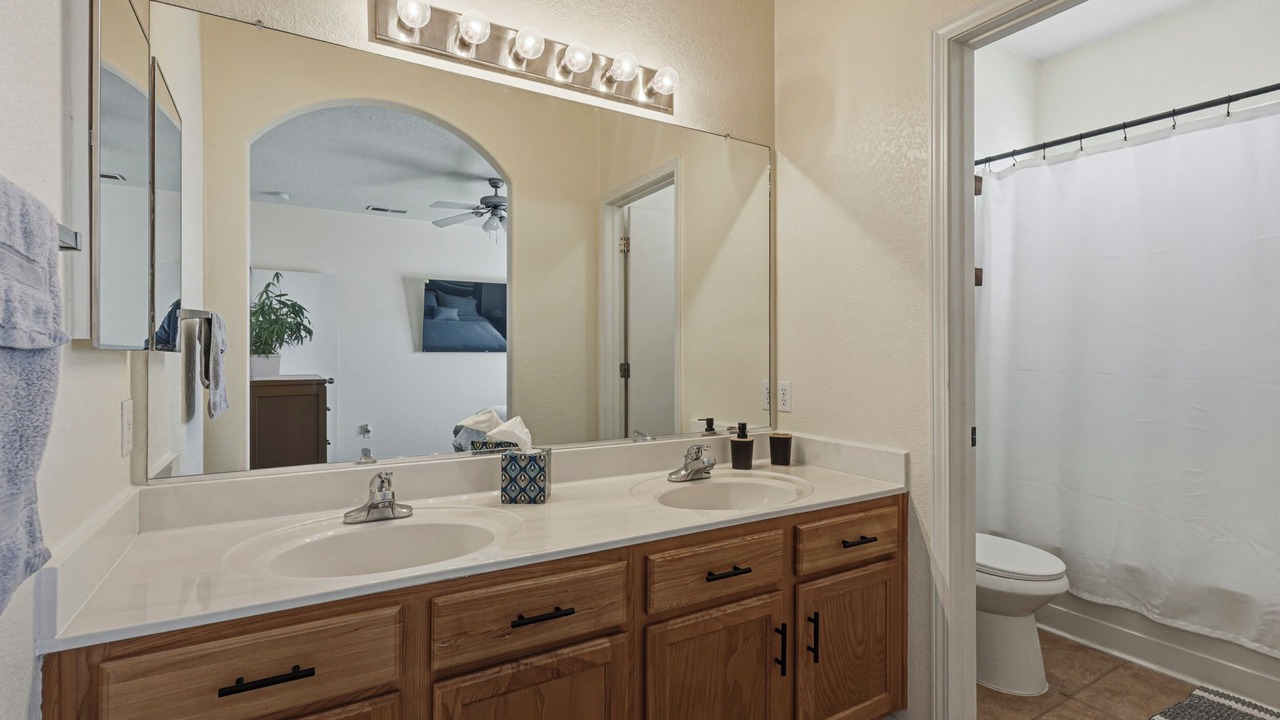 Photo of Bathroom in Westgate Heights