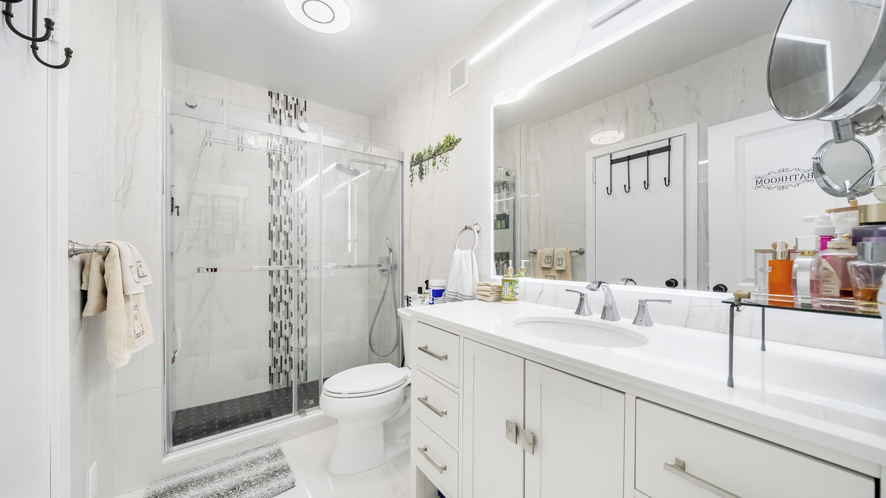Photo of Bathroom in Fort Lee