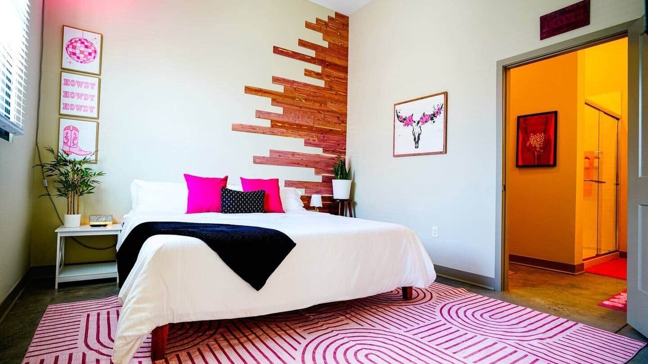 Photo of Bedroom in East Lawrence