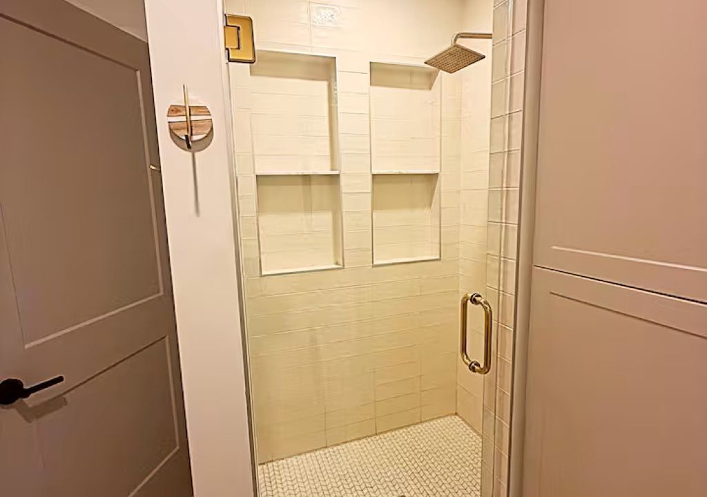 Photo of Bathroom in Lac-des-Plages